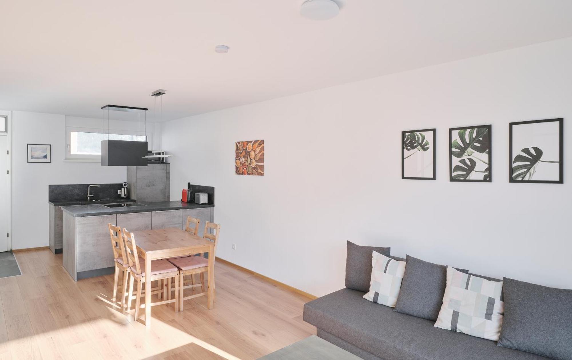 Wohnen In 5 Apartment *